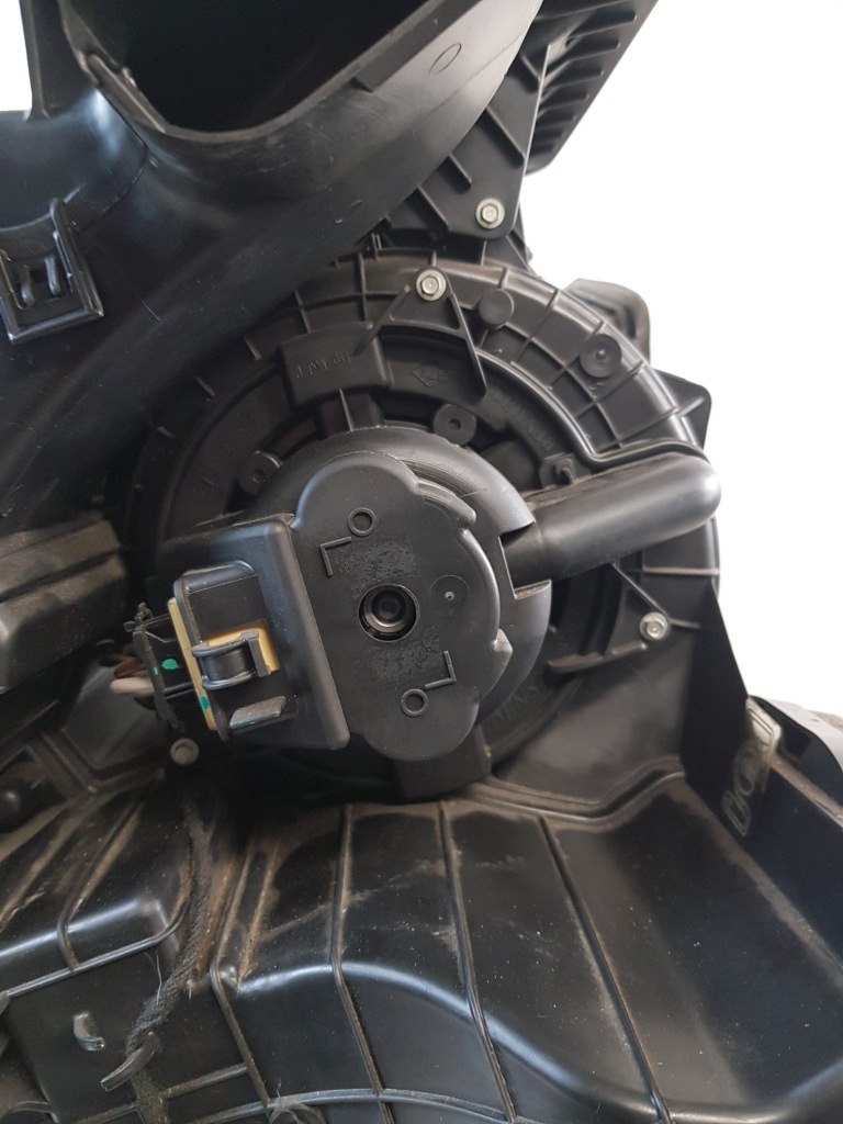 фото №10, Отопитель 272703222r + вентилятор dacia dokker 18r- europa