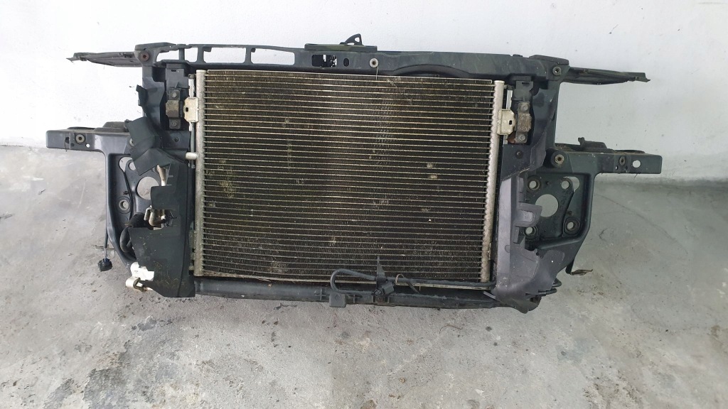 фото №1, Passat b5 lift 1.8 механічна коробка передач pas передній