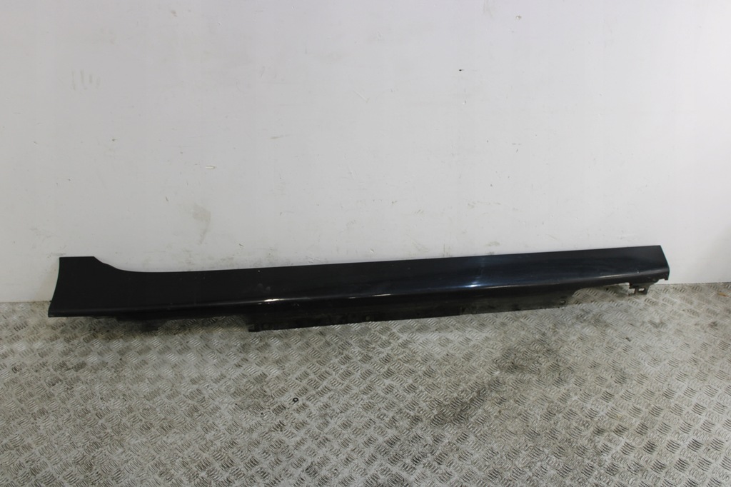 фото №1, Накладка порог порог правый bmw 2 f45 active tourer 7318850