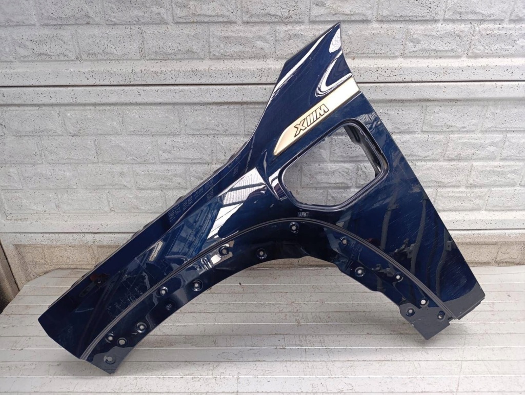 Купить Bmw xm g09 2022- крыло  левое  перед оригинал