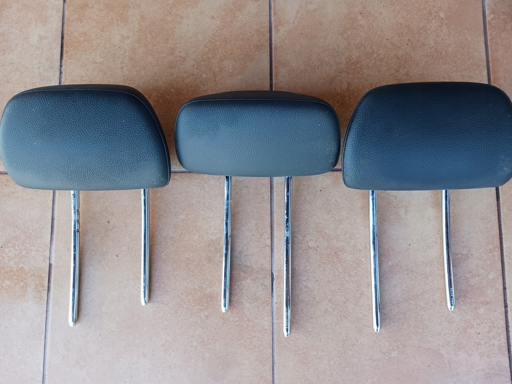 фото №1, Підголівник задня mercedes w204