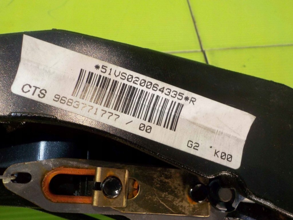 фото №5, Peugeot 308 i cc lift 12r петля крыша левый задняя 9683771777