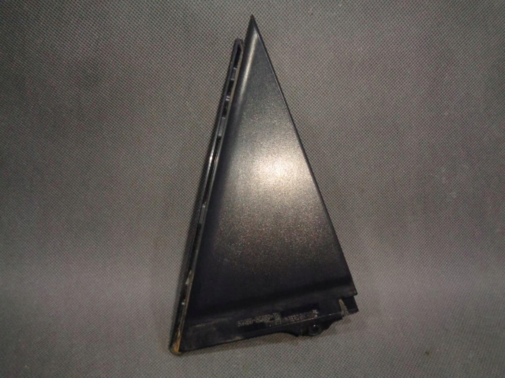 фото №1, Toyota verso s трикутник захист двері правий задня oryg