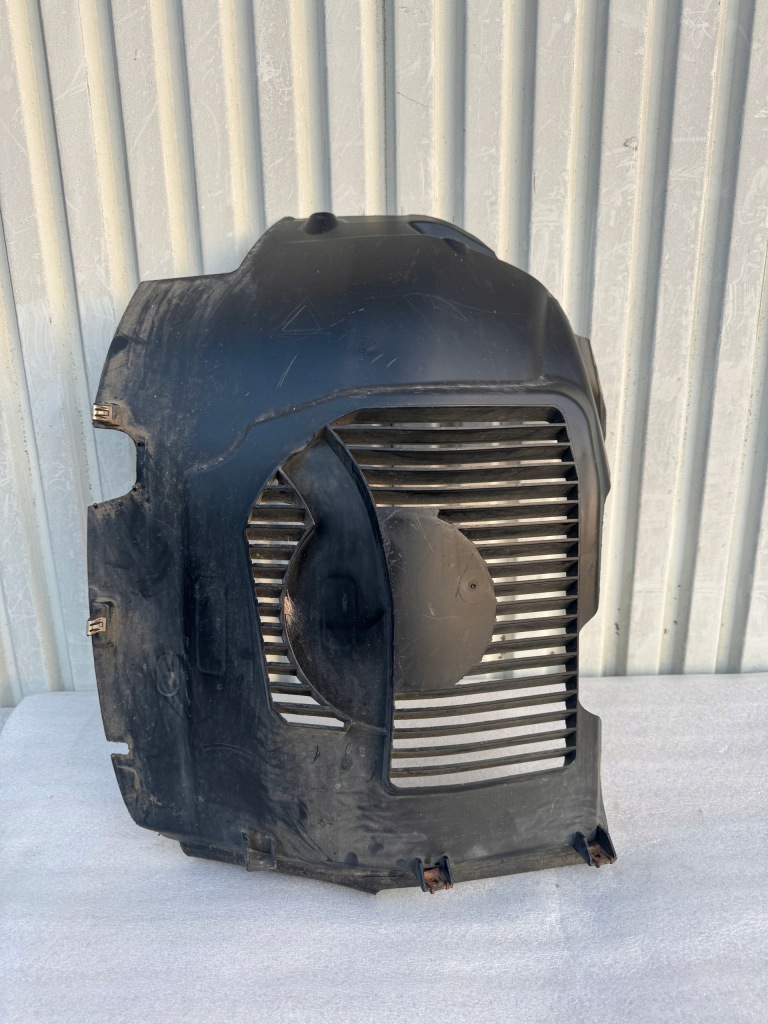 Купить Подкрылок правое перед передние 1036889-00-c tesla model s 12-20