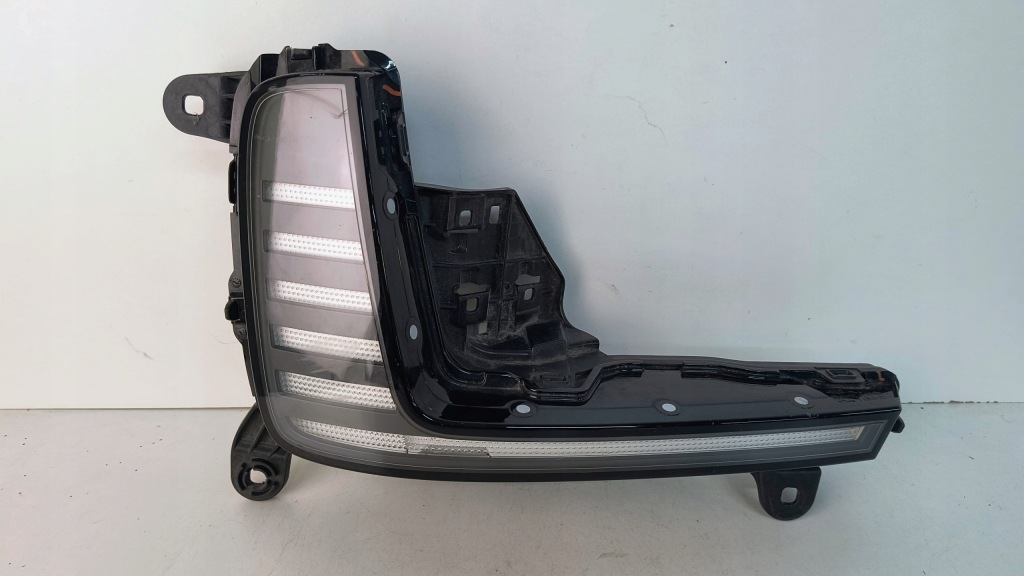 Купити Протитуманна фара led drl лівий перед audi q7 e-tron 4m0