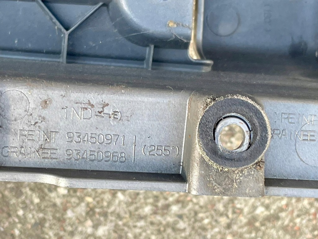 Купить Trafic 3 talento vivaro b накладка кронштейн фары уголок правый  задняя tehnk