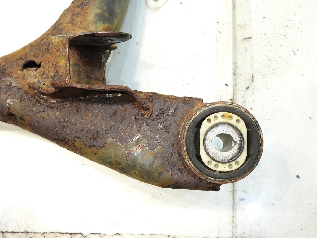 фото №8, Подрамник подрамник задняя audi a6 c6 2.4 v6