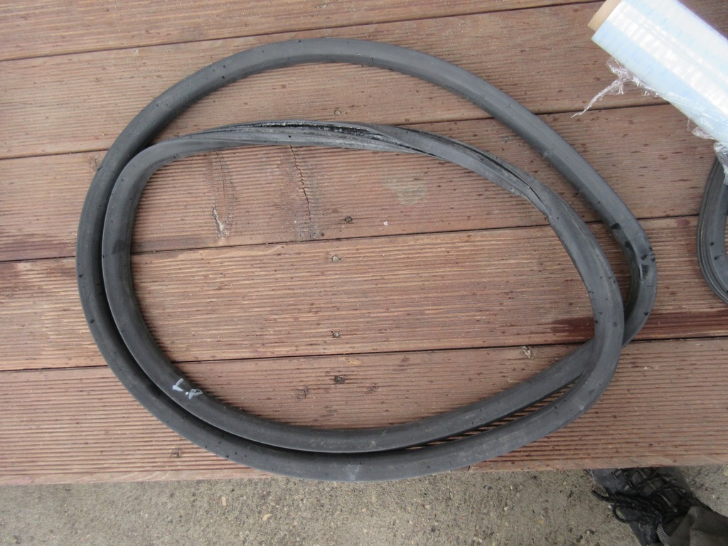 фото №1, Прокладка дверь левый перед seat leon ii