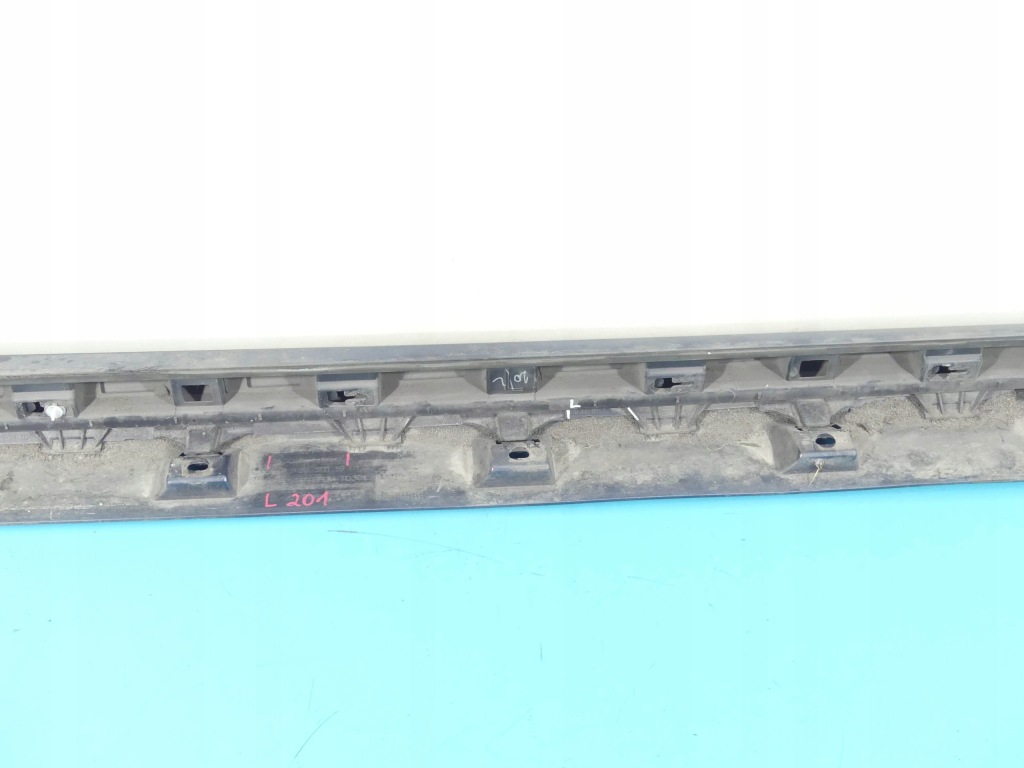 Накладка поріг ліва поріг накладка vw passat b8 3c0853857 3g0853945 Зі Шроту