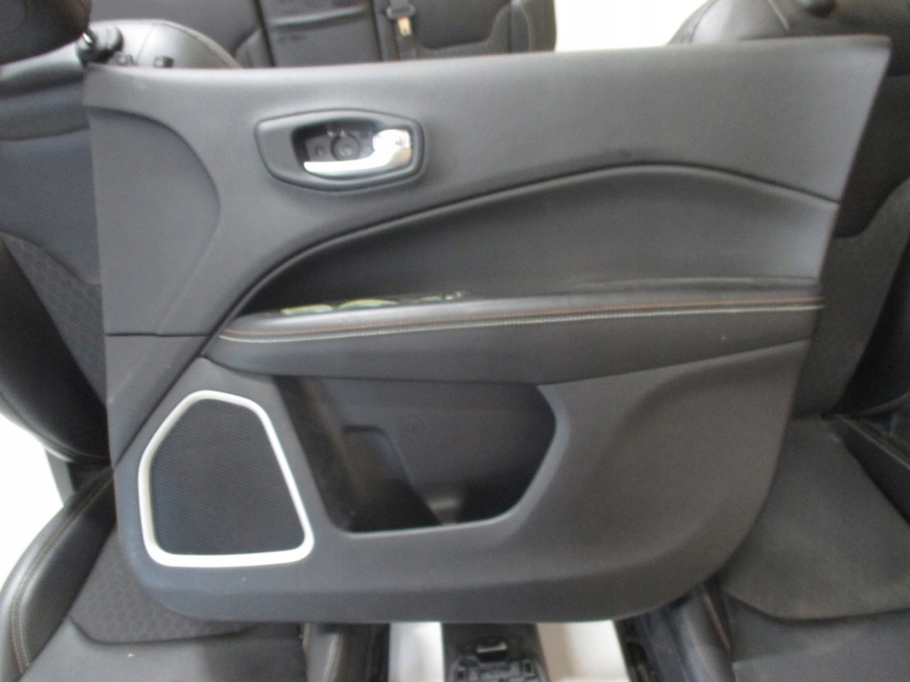 фото №15, Обивка pół кожа сиденья jeep compass ii