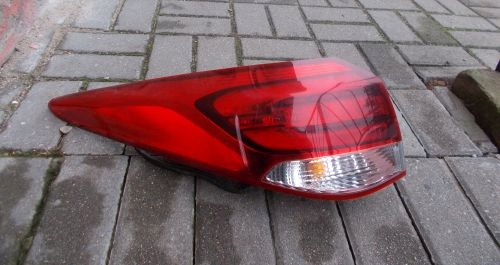 Купить Hyundai i40 универсал рестайлинг  15- левая задняя фара led оригинал