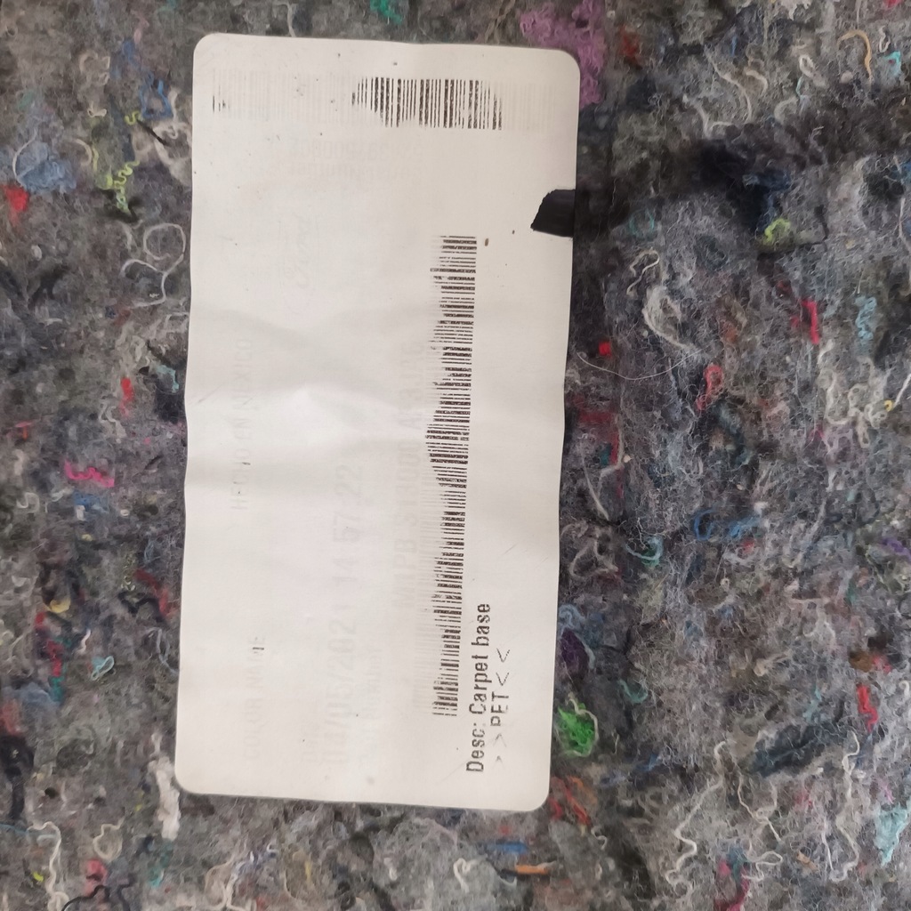 фото №9, Ford bronco sport 20- обшивка килимок usa