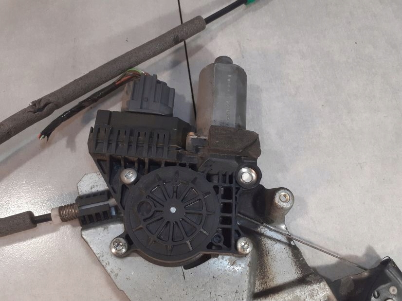 фото №2, Підйомник скло правий перед ford focus mk1