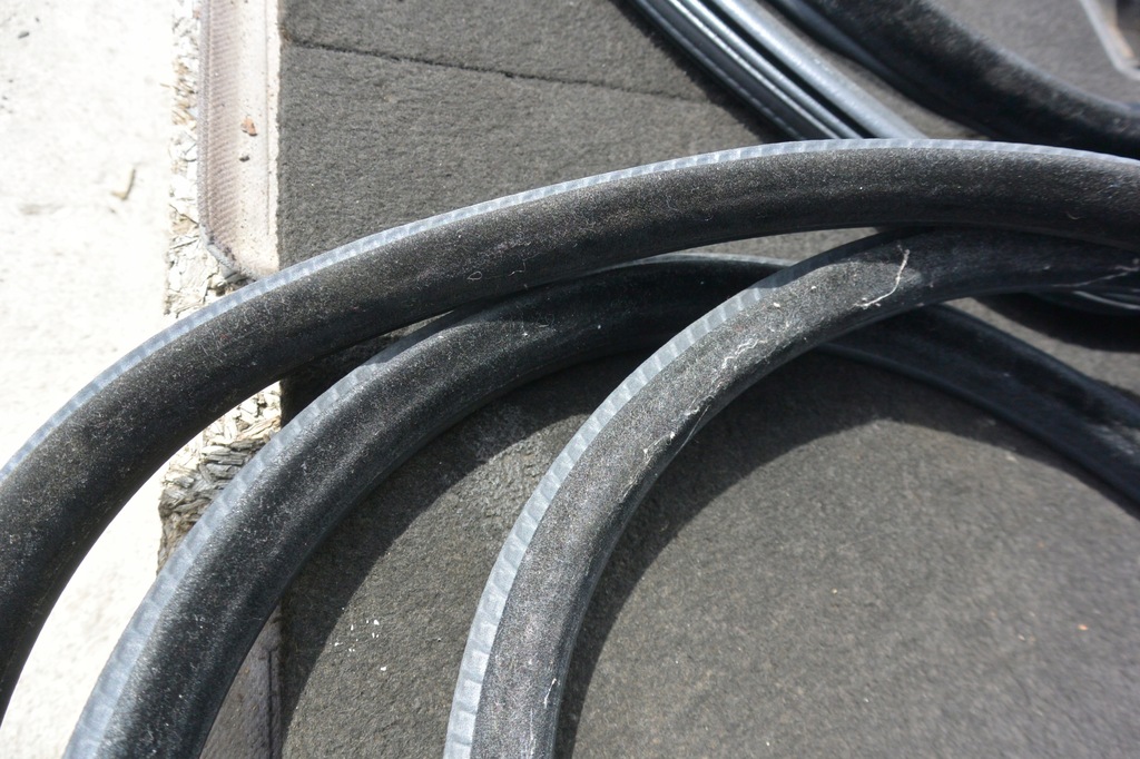 фото №8, Прокладка двері багажника bmw x5 f15