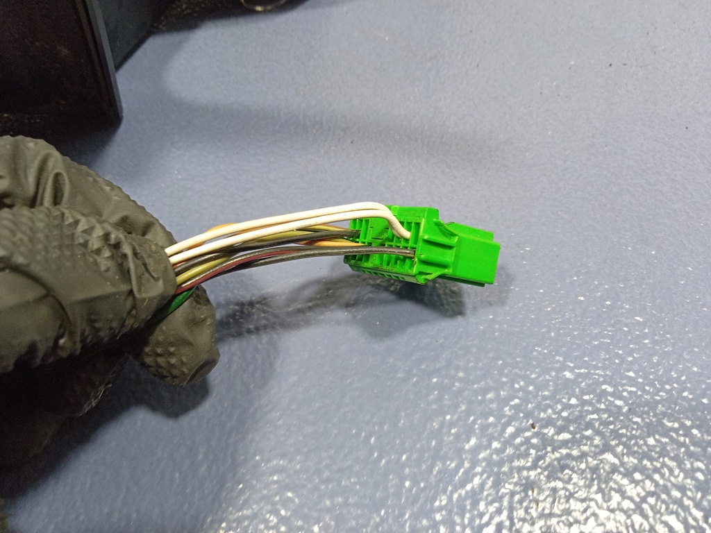 фото №5, Volvo xc90 i 02-06 зеркало правое 8 pin 45600