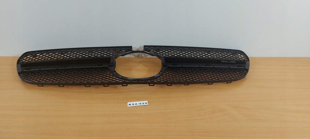 фото №1, Mercedes e-klasa 238 решітка радіатора решітка радіатора coupe cabrio оригінальний номер