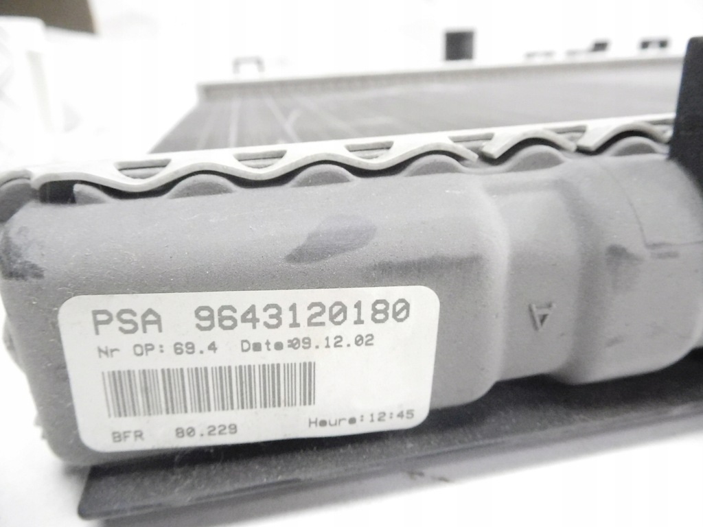 фото №12, Радиатор wody peugeot 406 оригинальный номер 1330.68