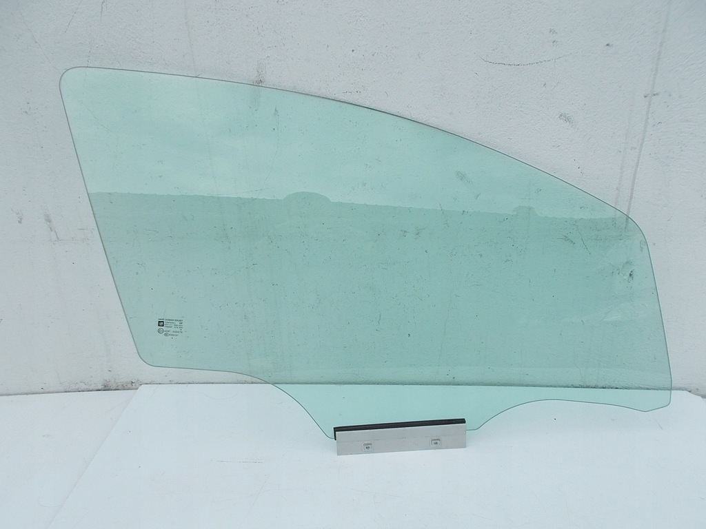 фото №1, Скло двері права передня opel corsa e 5d