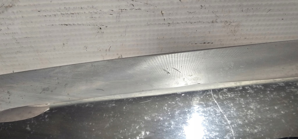 фото №4, Оригинальная молдинг крышки задняя хром renault thalia ii - 8200700557