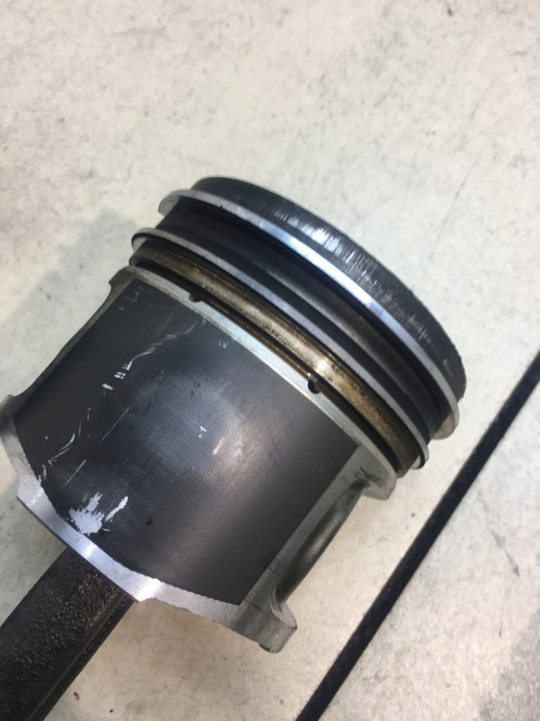 фото №3, Поршень шатун alfa romeo 147 1.9 jtd