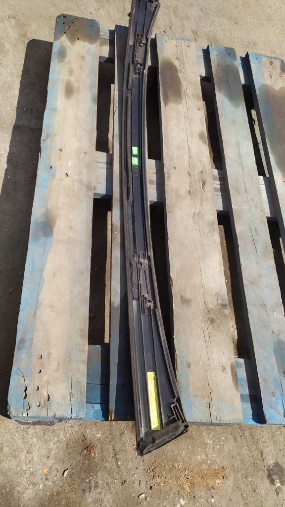 фото №10, Mercedes w204 sedan молдинг дах панорами ліва