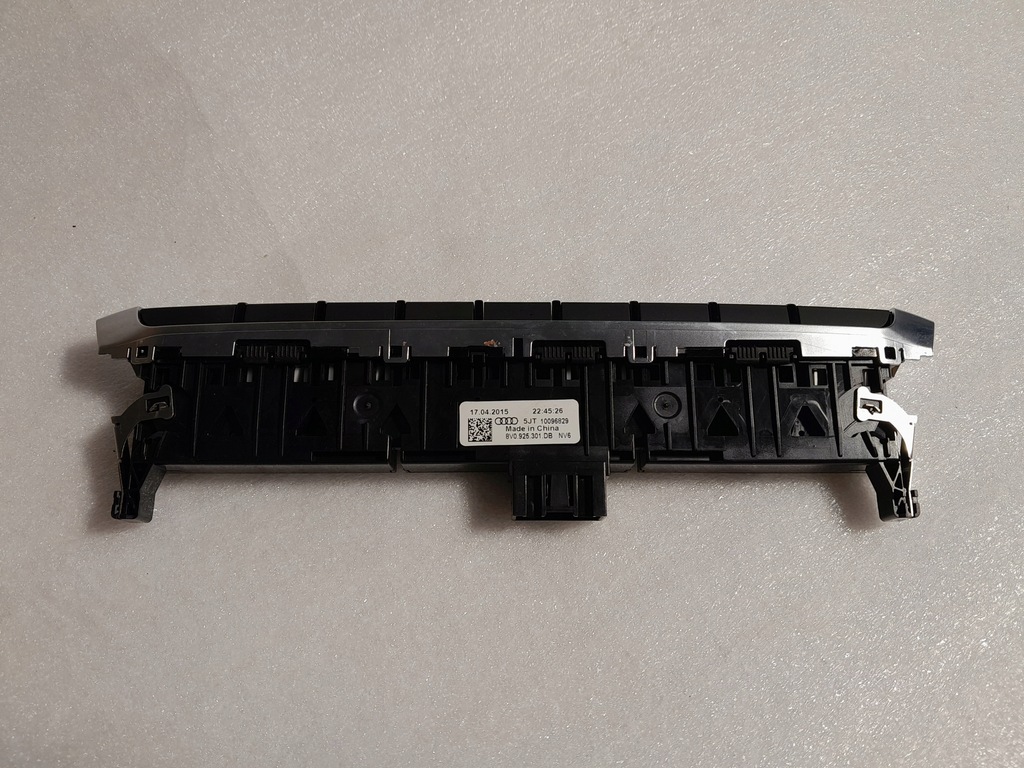 фото №6, Audi a3 s3 8v панель перемикачів 8v0925301db