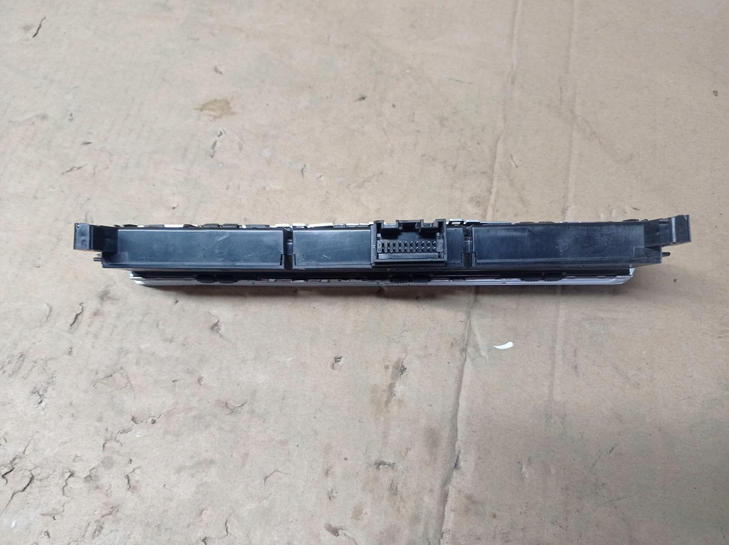 фото №6, Переключатель панель аварийных esp pdc audi q2