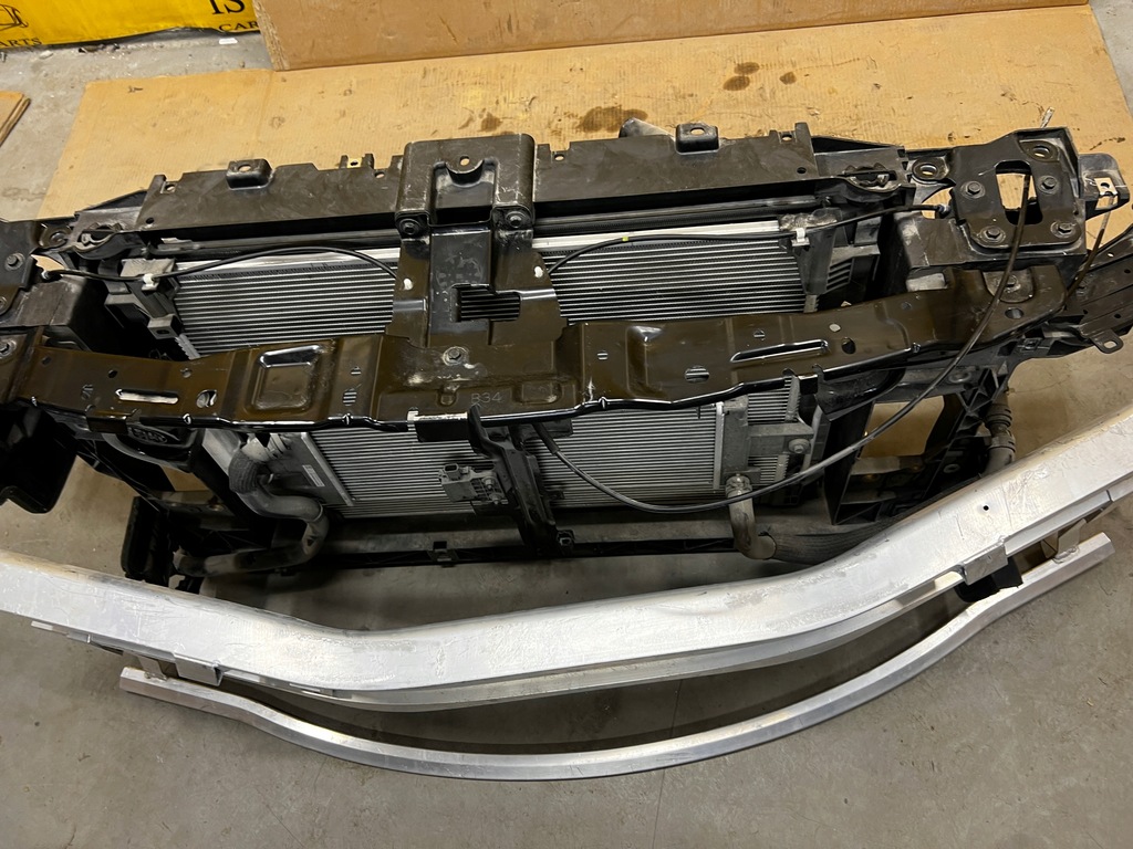 фото №14, Kompletny перед лампы радиатор infiniti q70 m35 m35h hybrid белый перламутр