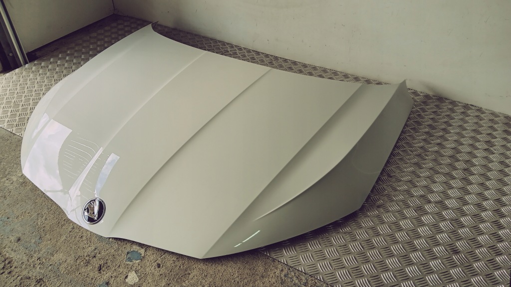 Капот двигателя skoda octavia iv 5e3 19-25 оригинал белый хорошее состояние в Украине