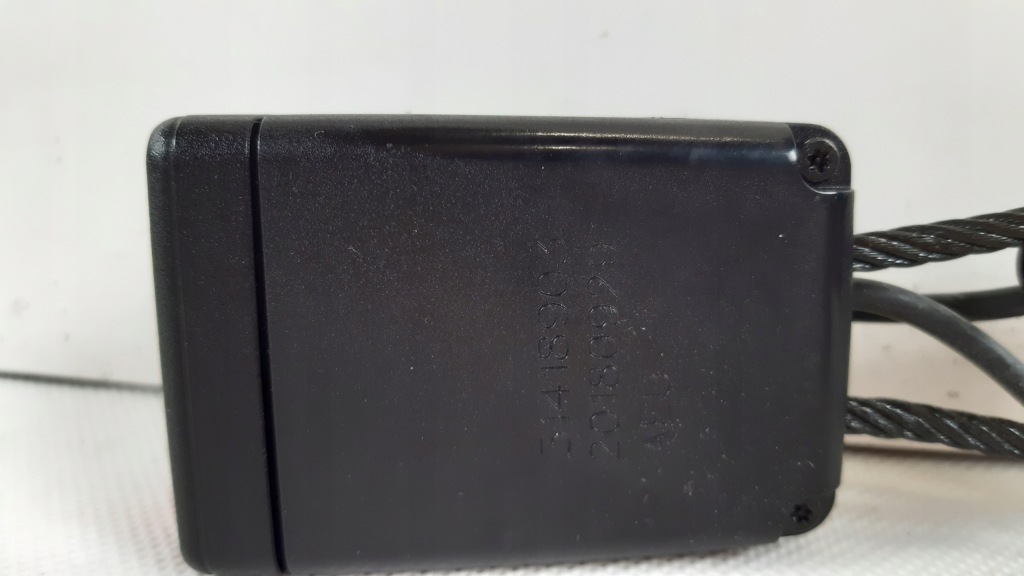 фото №6, Volvo v60 ii кліпса поперечина правий перед p31418903, 1p6325848b