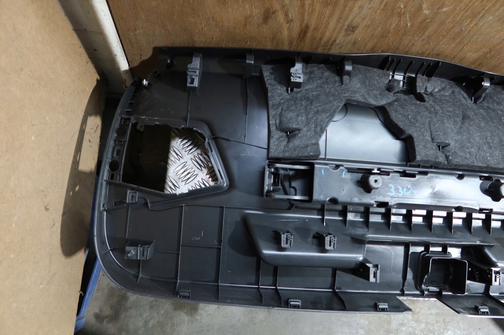 фото №9, Оббивка кришки задня audi q3 83a867979