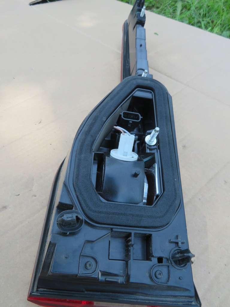 фото №11, Лампа lh задня renault talisman kombi 15-