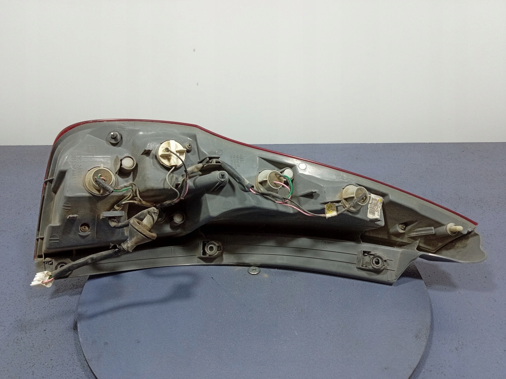 фото №6, Hyundai i30 i cw kombi лампа задняя правая задняя 92402-2l110