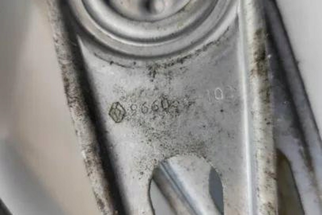 фото №3, Подъемник стекло правых передних дверь renault