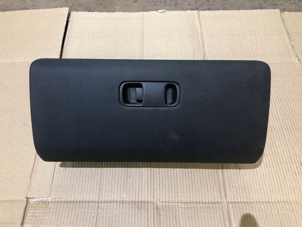 фото №1, Бардачок пассажира mitsubishi pajero 3