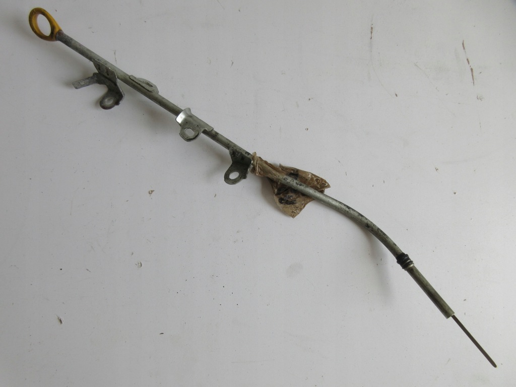 фото №1, Avensis t27 2.0 2.2 dcat d4d щуп щуп масла