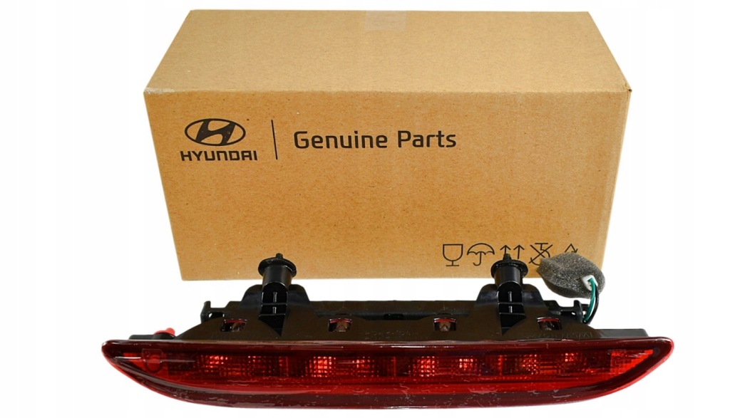 фото №1, Свет стоп крышки hyundai i20 ii 14-19 92700-c7010