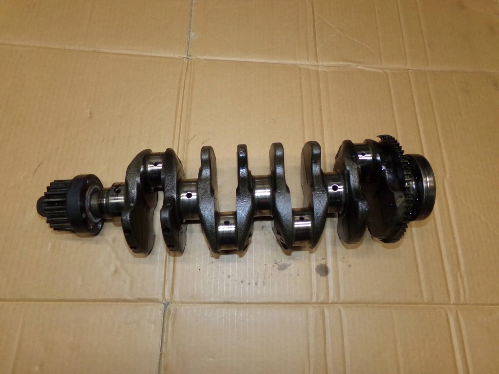 Купити Wał колінчастий astra h meriva a zafira b 1.7 cdti