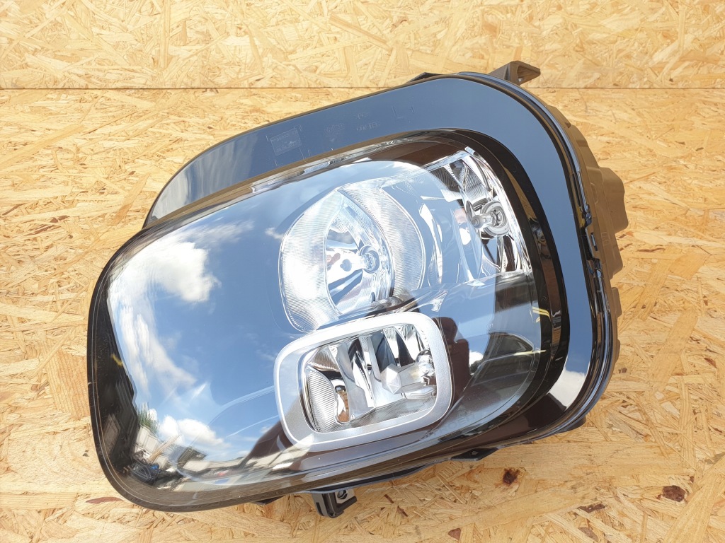 фото №1, Citroen c3 aircross лампа левый перед 13468646 cała nowa
