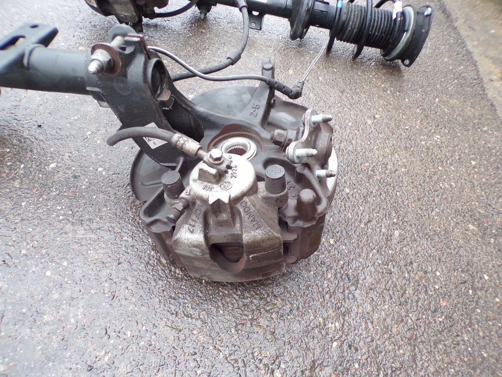 фото №8, Амортизационная стойка амортизатор правый 2q0413031da vw t-cross