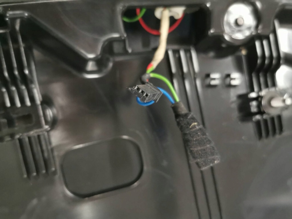 фото №15, Спойлер, спойлер, накладка, спойлер кришки задня audi q-8 4m8 8.040