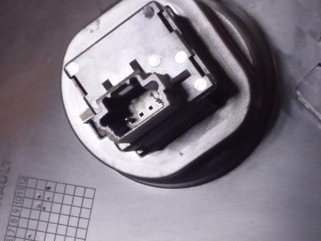 фото №5, Renault clio v защита панели правая 689201111r