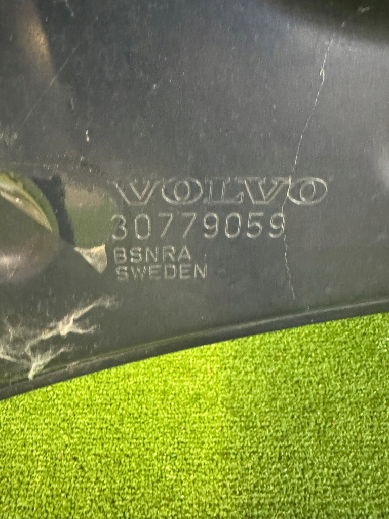 Volvo s60 2 2 v60 дорестайлинг  liftem 2010-13 капот крышка двигателя оригинал Киев