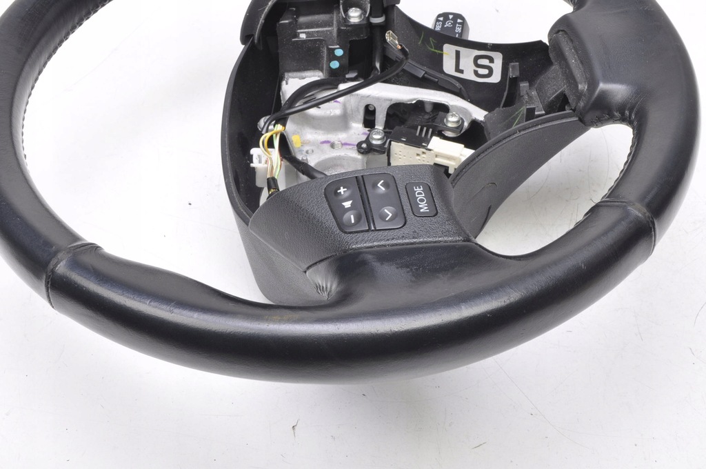 фото №9, Lexus is ii повітропровід шкіряний p2