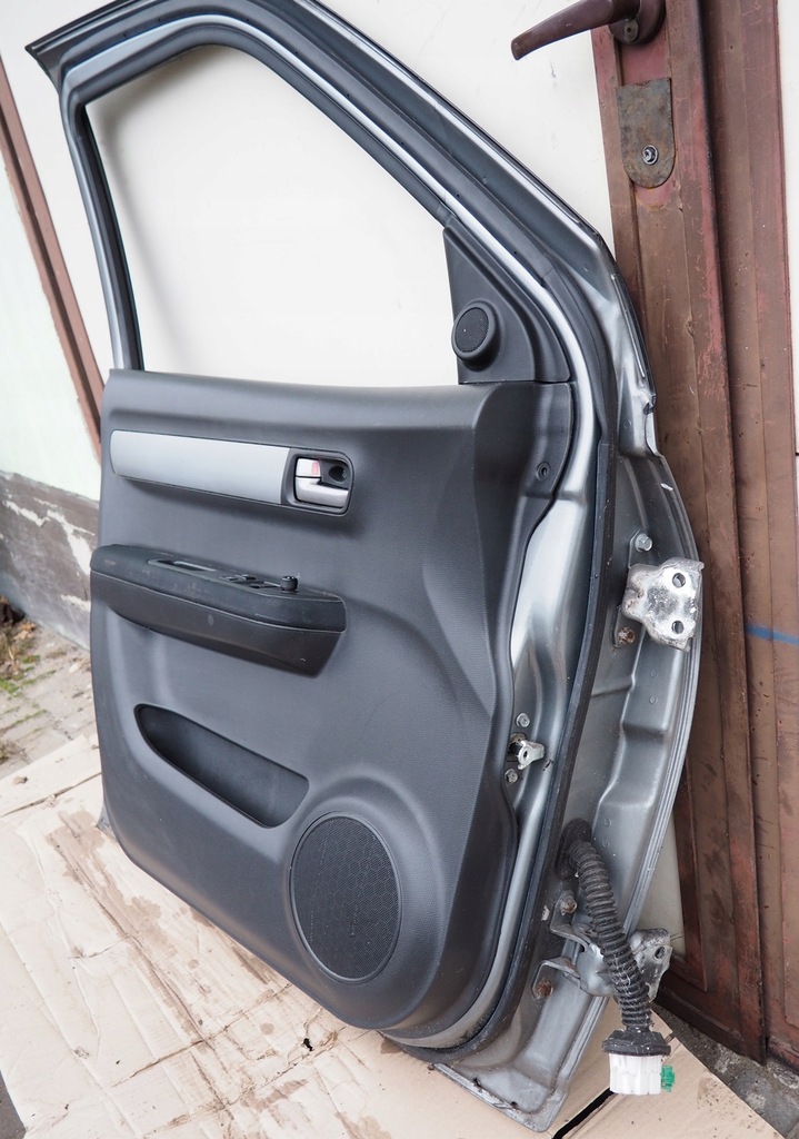 фото №11, Suzuki swift 2005-10 дверь левая перед передние цвет zcd