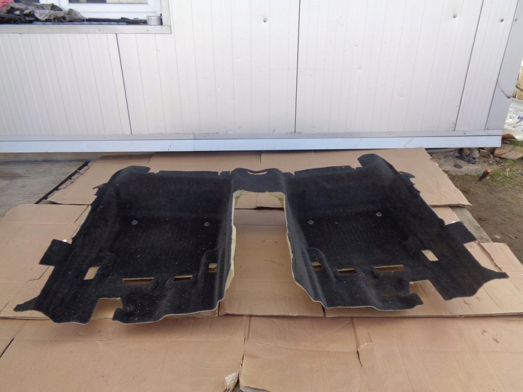 фото №1, Audi a8 d4 обшивка підлога задня