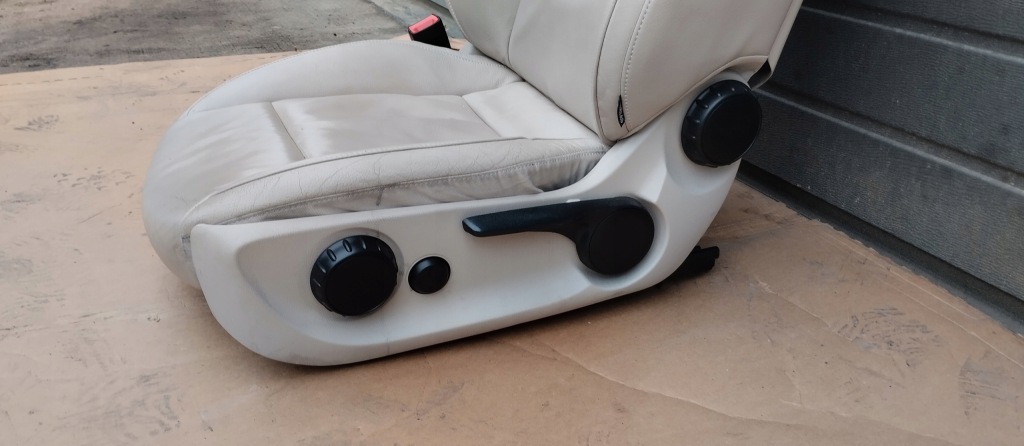 Сидіння лівий перед водія mercedes v-klasa w447 шкіра кремовий eu Недорого