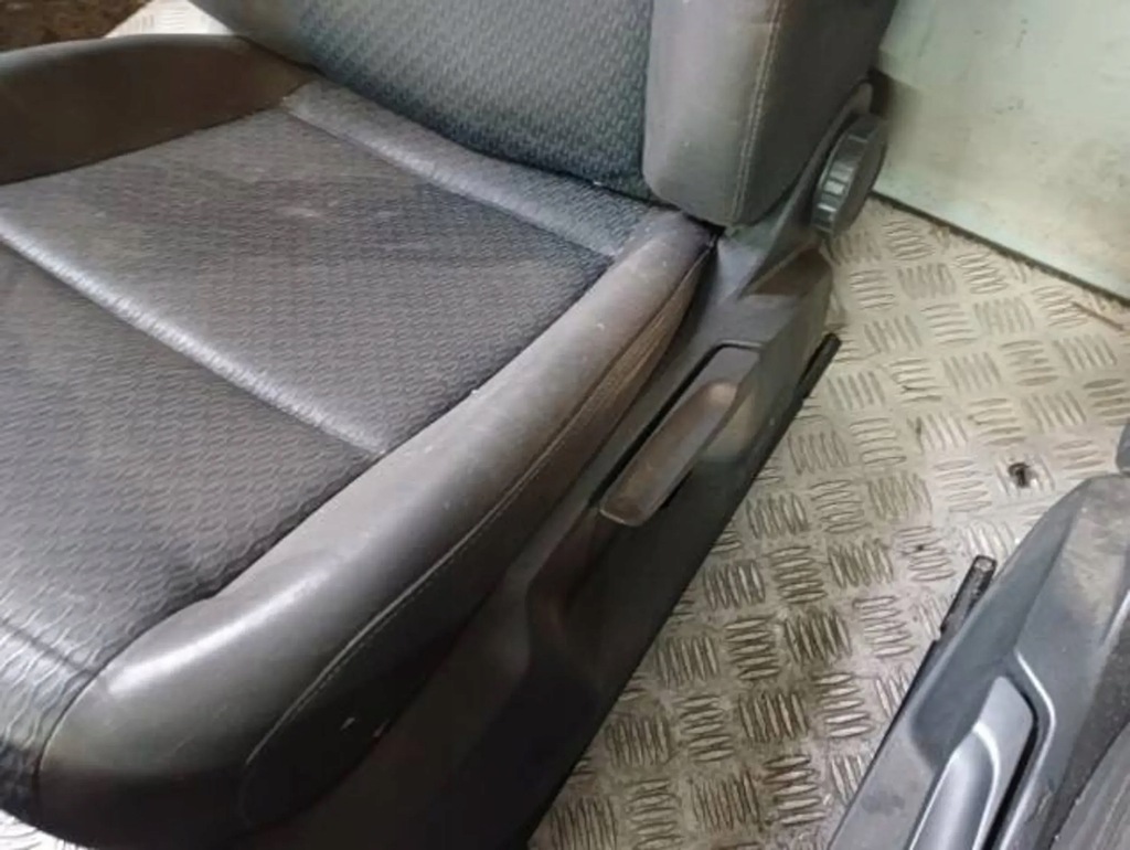 фото №10, Vw caddy 2k iv 16r заднее сиденье задняя задняя сиденья сиденье 7 пассажирский