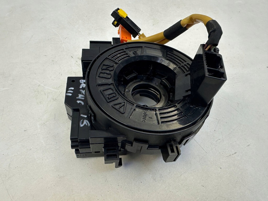 Кільце стрічка подушка безпеки датчик kąta повороту lexus is 3 is300h в Україні