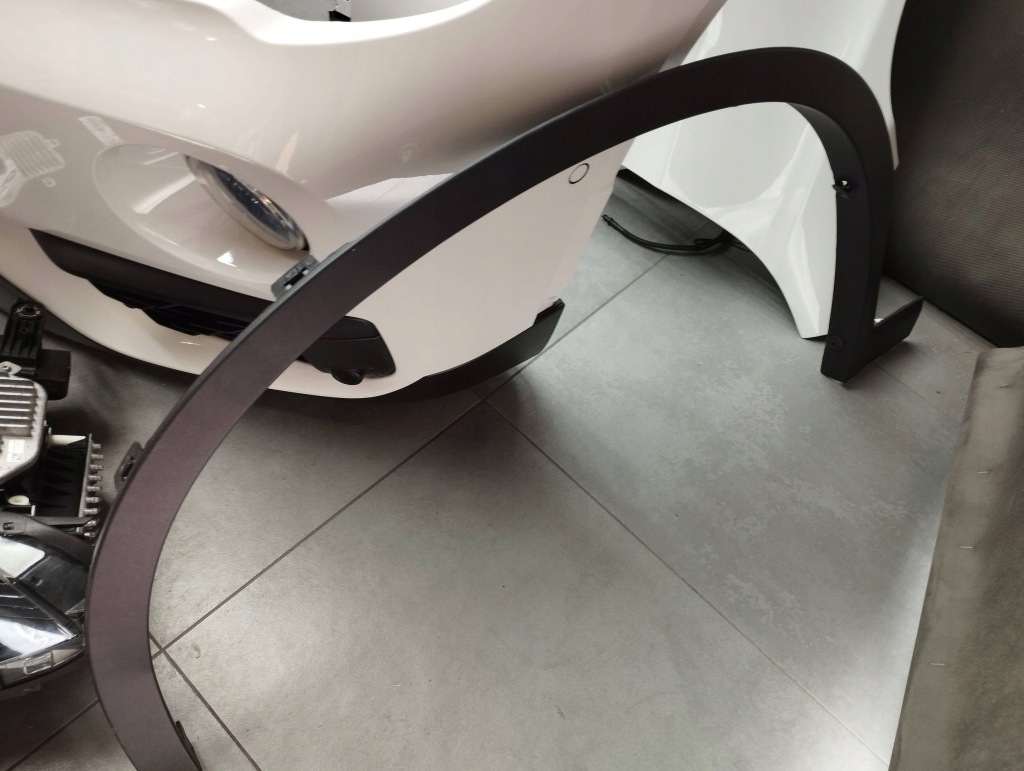 фото №13, Bmw x1 f48 капот бампер лампи pas крила a300